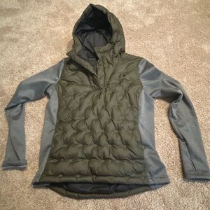 Women’s Northface Pullover